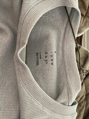 a new day Light Gray Long Sleeve Women's Knit Top